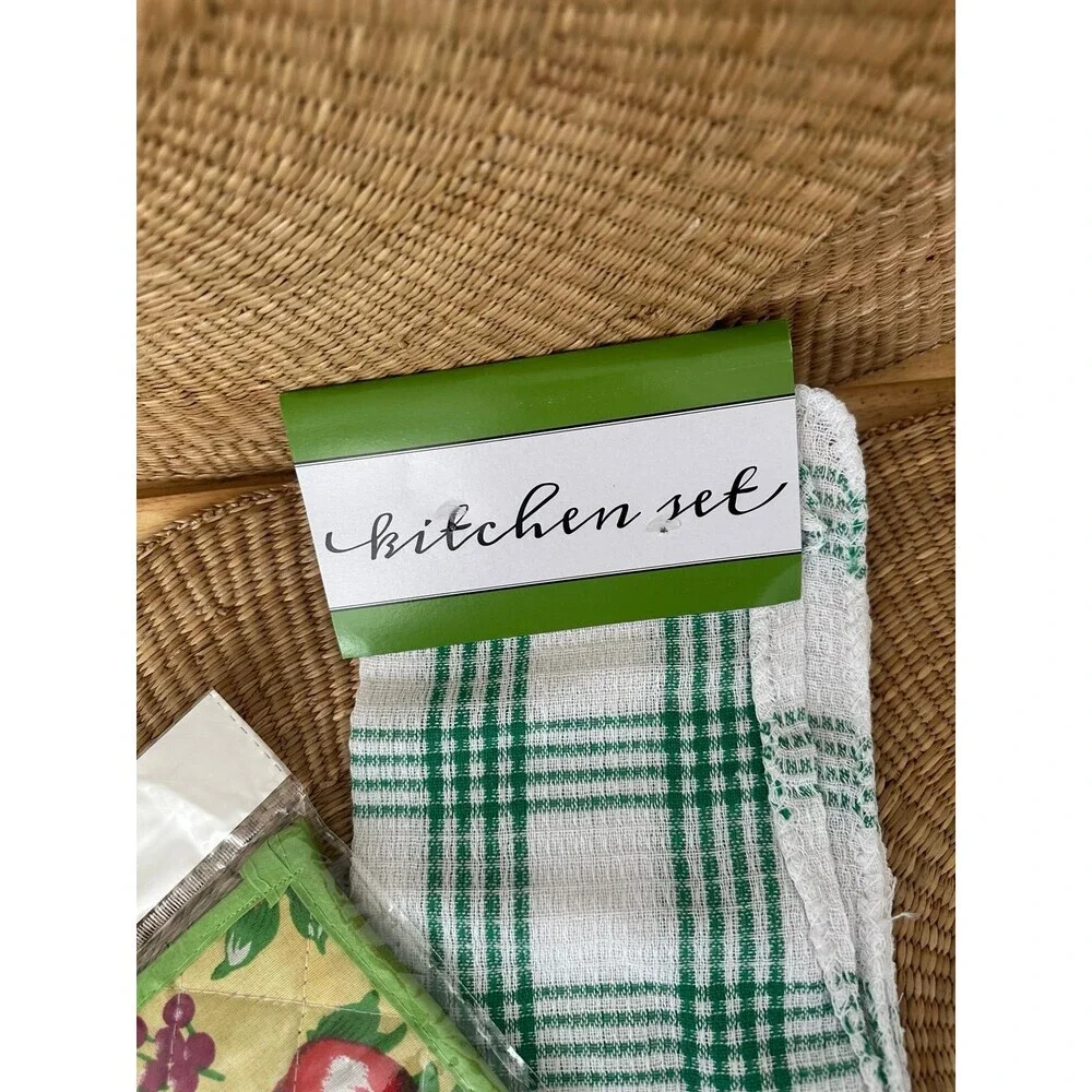 Two piece kitchen set, oven & dish towel